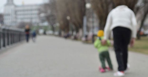 Matka i ojciec głodzonej dziewczynki z zarzutami; będą wnioski o areszt
