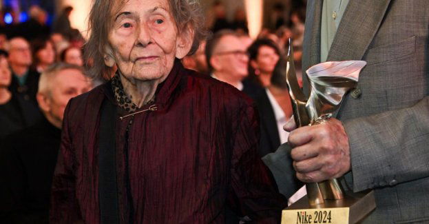 Urszula Kozioł laureatką Literackiej Nagrody Nike 2024 za tom "Raptularz"
