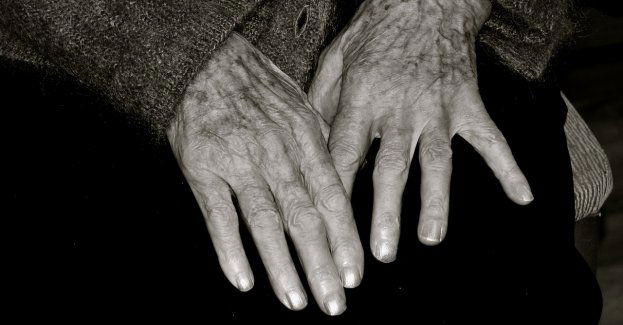 Policja zatrzymała podejrzanego o znęcanie się nad 81-letnią matką