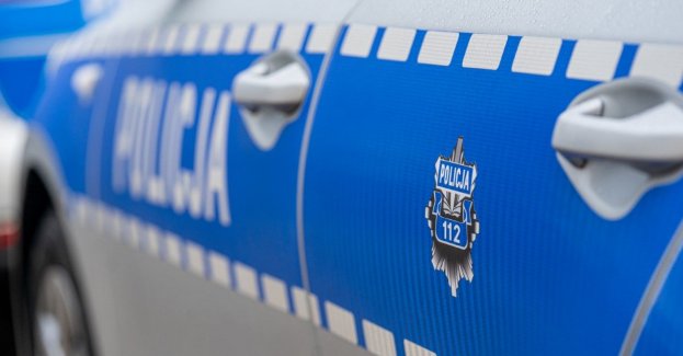 Policjanci poszukują sprawcy kradzieży z włamaniem