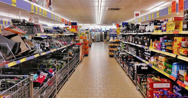 W 2023 r. mniej promocji w sklepach - konsumenci płacili więcej