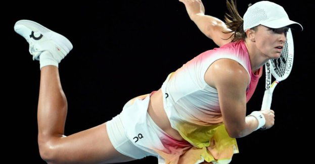Iga Świątek po trudnym meczu w ćwierćfinale turnieju WTA w Dausze