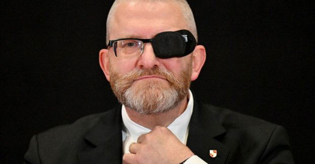 Grzegorz Braun wśród „laureatów” białoruskiej Nagrody Pokoju i Praw Człowieka