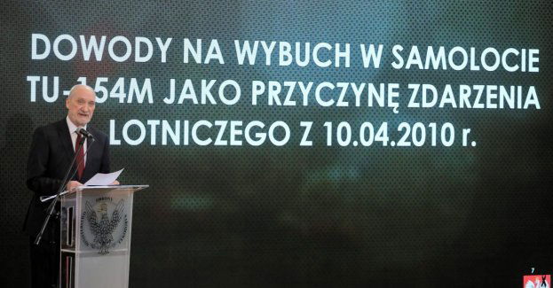 Poseł KO M.Szczerba zapowiada audyt w MON ws. podkomisji smoleńskiej