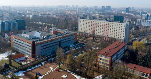 Kapsuła czasu, koncerty, pikniki, wystawy i konferencja na 80-lecie Uniwersytetu Łódzkiego