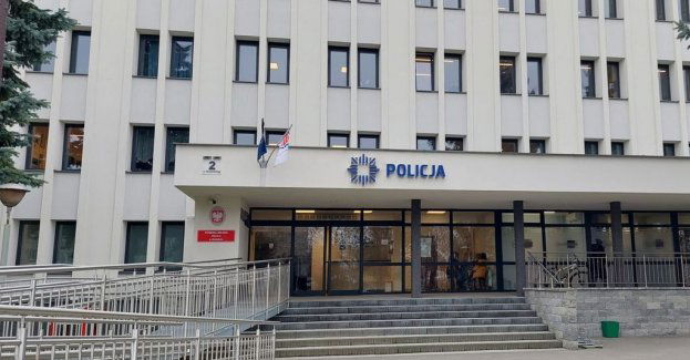 30-latka odpowie za przywłaszczenie znalezionego telefonu