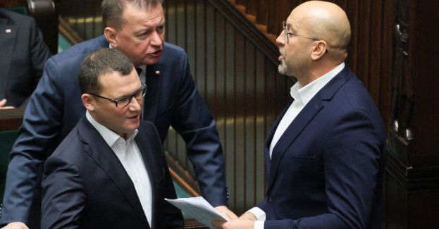 W Sejmie awantura ws. raportu o powiązaniach Karola Nawrockiego