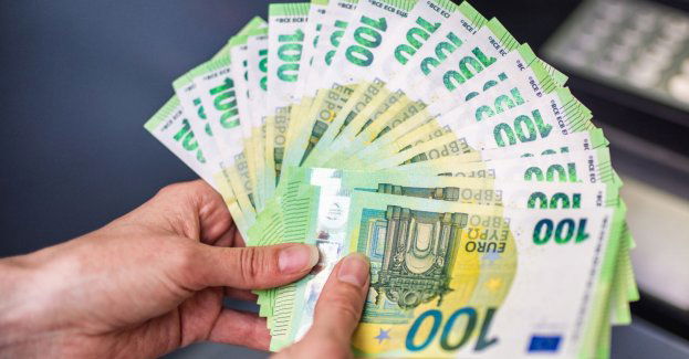 Podczas porządkowania terenów popowodziowych żołnierze WOT znaleźli worek z pieniędzmi