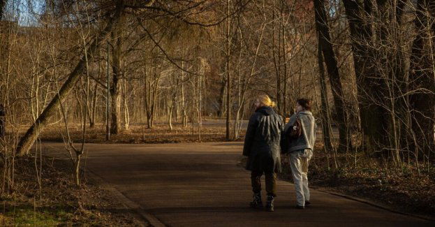 Zwiększona dzienna liczba kroków może wpłynąć na zmniejszenie objawów depresji