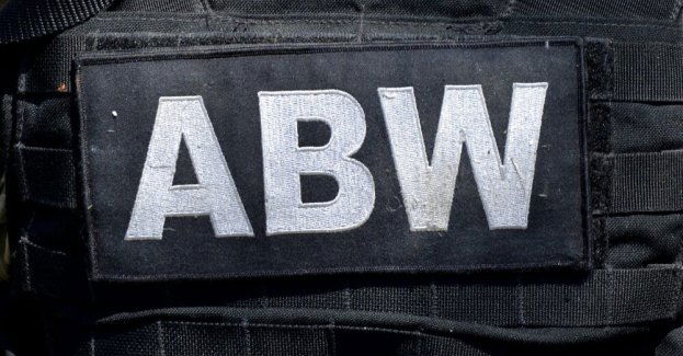 Sejmowa komisja ds. służb specjalnych chce o 474,9 mln zł więcej dla ABW i AW w 2026 r.