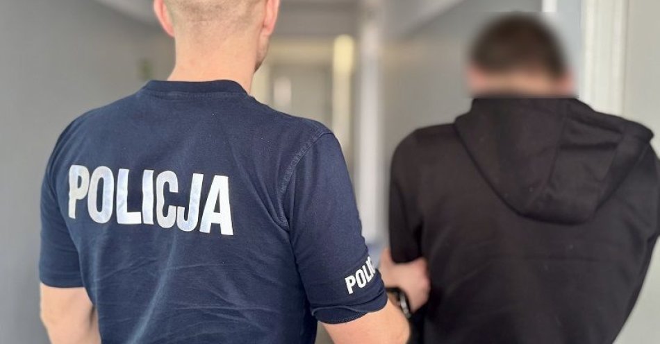 zdjęcie: Kryminalni zatrzymali mężczyznę po kradzieży telefonu i zegarka / fot. KPP w Tczewie