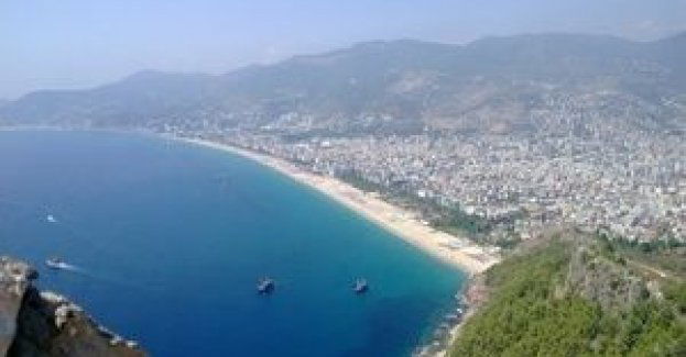 Szukając ochłody nad wodą, wybierajmy bezpieczne czyli strzeżone kąpieliska