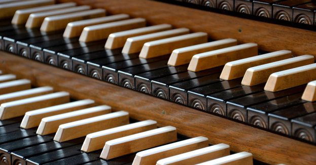 Sierpniowy Festiwal Muzyki Organowej i Kameralnej  w każdą sobotę miesiąca