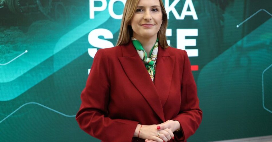 zdjęcie: Sobkowiak-Czarnecka o SAFE: w przypadku weta środki trafią do Funduszu Wsparcia Sił Zbrojnych / Kobyłka, 27.02.2026. Pełnomocnik rządu do spraw Instrumentu na rzecz Zwiększenia Bezpieczeństwa Europy Magdalena Sobkowiak-Czarnecka w siedzibie firmy PIT-RADWAR w Kobyłce, 27 bm. W firmie ma się odbyć wydarzenie dotyczące nowych zdolności Wojska Polskiego dzięki programowi SAFE. (sko) PAP/Albert Zawada