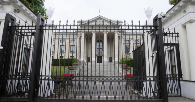 59,1 proc. Polaków chce wydalenia ambasadora Rosji