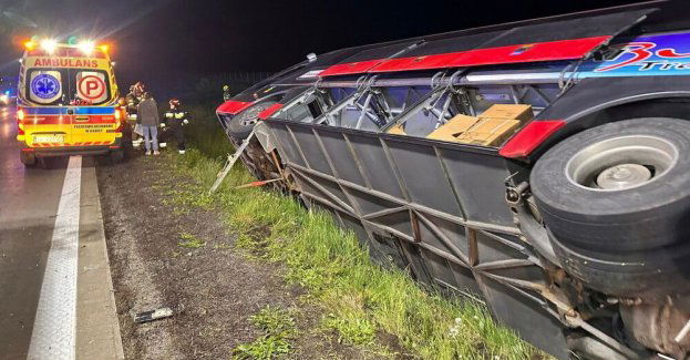 Autokarem, który wypadł z trasy na A4 podróżowali amerykańscy żołnierze