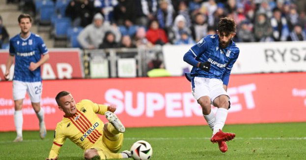 Ekstraklasa piłkarska - Lech naciska na lidera, ważna wygrana Zagłębia