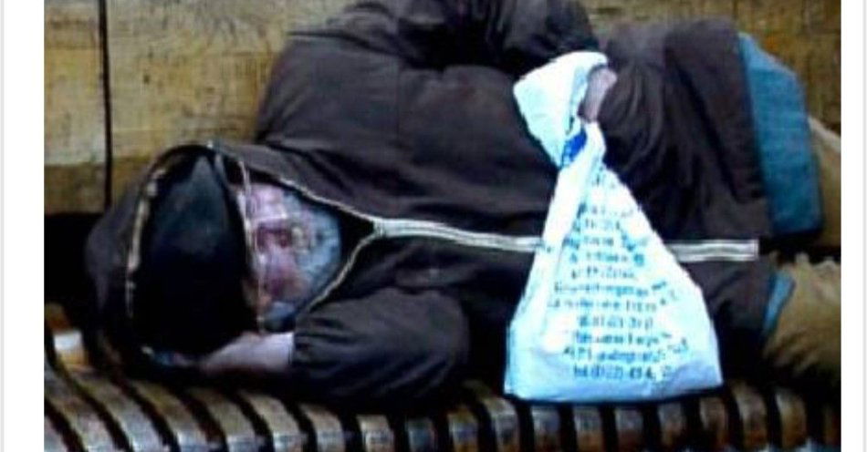 zdjęcie: Policja apeluje o pomoc dla bezdomnych w czasie mrozów / fot. KPP Aleksandrów