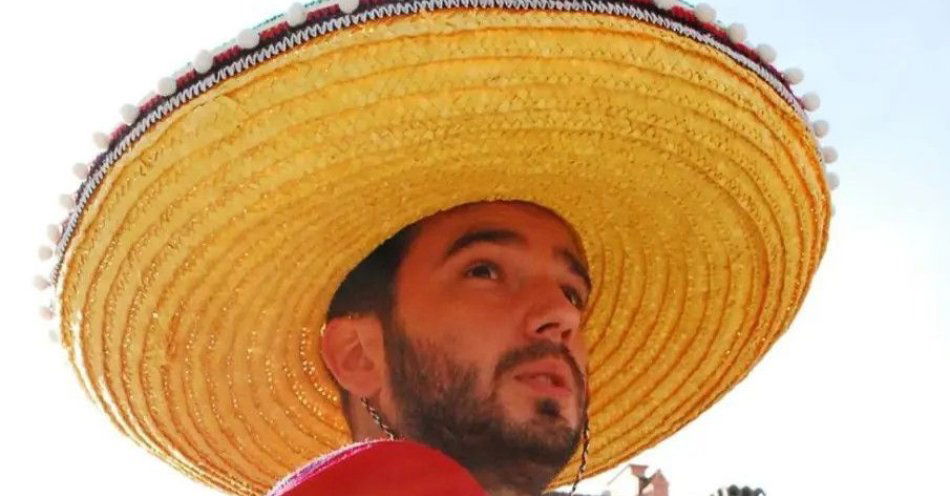 zdjęcie: Karol w programie Bimber i marakasy / kupbilecik24.pl / Karol w programie \