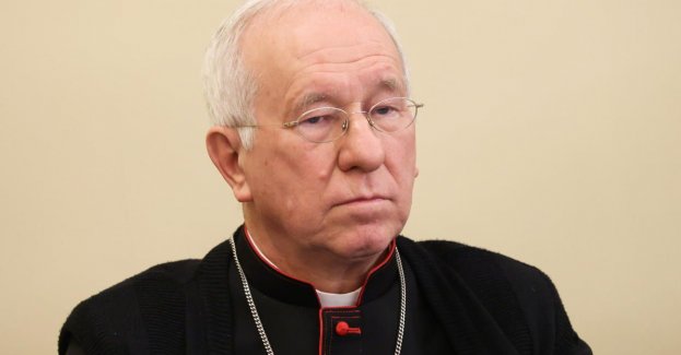 Papież przyjął rezygnację bpa Dziuby z posługi ordynariusza łowickiego