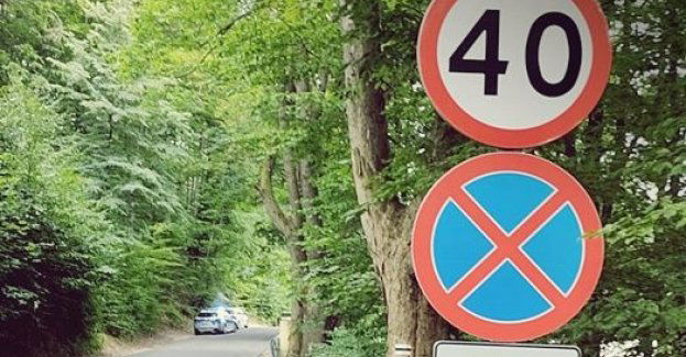 Apelujemy do przyjezdnych, ale i samych mieszkańców, o prawidłowe parkowanie pojazdów