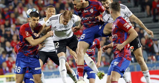 Ekstraklasa piłkarska - remis Rakowa z Legią, porażka Lecha