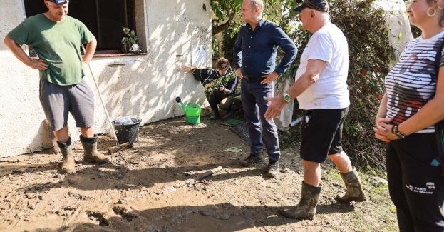 Kolejny dzień walki z powodzią; premier zapowiada roczne umorzenie kredytów mieszkaniowych dla powodzian