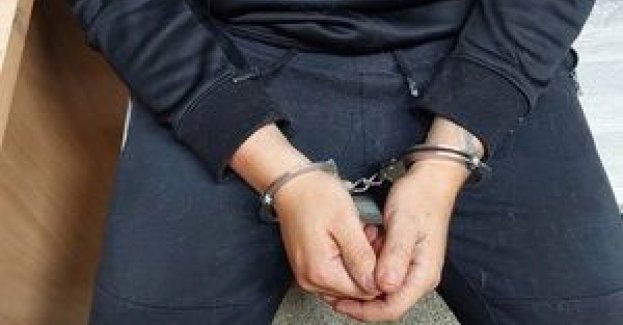 Znęcał się nad matką. Teraz ma policyjny dozór, zakaz zbliżania, kontaktowania, a także nakaz opuszczenia mieszkania