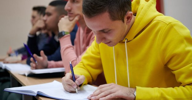 Wsparcie 243 osób w ramach programu stypendialnego dla uczniów z Płocka i okolic