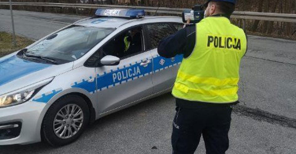 zdjęcie: Policja apeluje: ostrożna jazda uratuje życie w powiecie kłodzkim / fot. KPP w Kłodzku