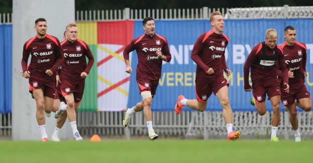 ME 2024 - Lewandowski trenował z drużyną, Zieliński odpoczywał