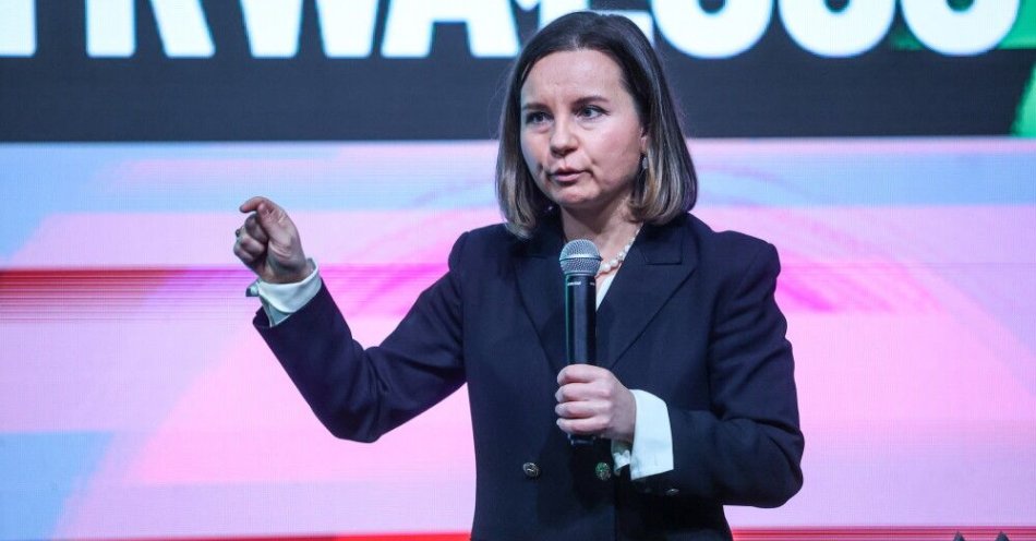 zdjęcie: Zielińska na konwencji Zielonych: to dopiero początek zmian, zbudujemy zieloną Polskę / Łódź, 18.10.2025. Współprzewodnicząca Zielonych, wiceminister klimatu i środowiska Urszula Zielińska podczas konwencji Partii Zieloni ph. „Siła Wartości. Siła Przyszłości