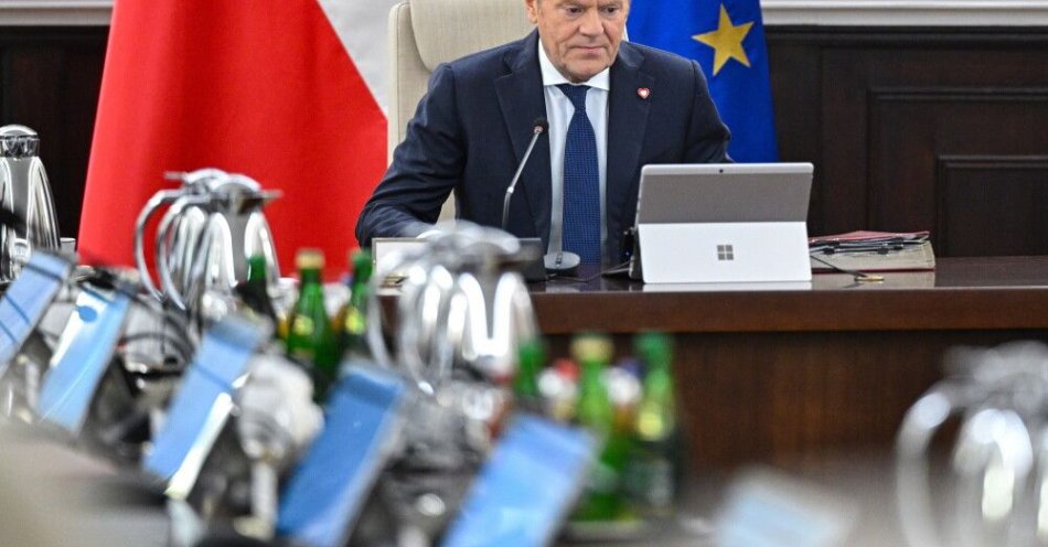 zdjęcie: Tusk: rozliczenia wchodzą w decydującą fazę / Warszawa, 19.11.2025. Premier Donald Tusk na posiedzeniu rządu w KPRM w Warszawie, 19 bm. Rada Ministrów zajmie się m.in. projektem nowelizacji ustawy o Funduszu Medycznym. (mr) PAP/Radek Pietruszka