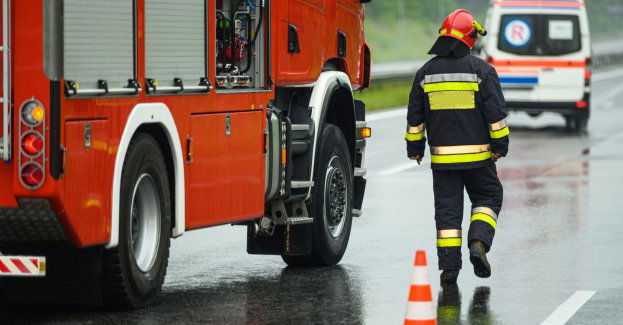 Utrudnienia po wypadku na S1; dwie osoby poszkodowane
