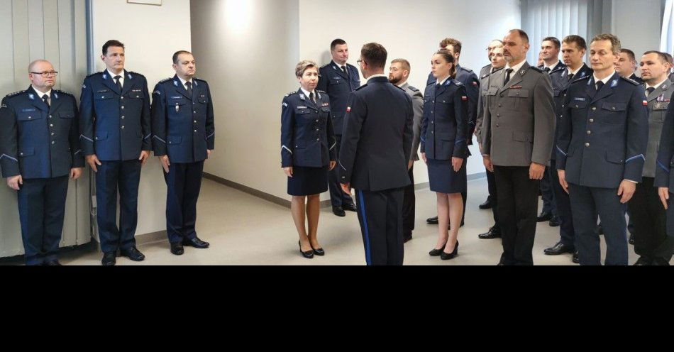 zdjęcie: Awans i wyróżnienia dla policjantów z Nowego Tomyśla / fot. KPP Nowy Tomyśl