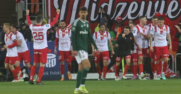 Ekstraklasa piłkarska - Widzew górą w klasyku, kolejka dla Jagiellonii