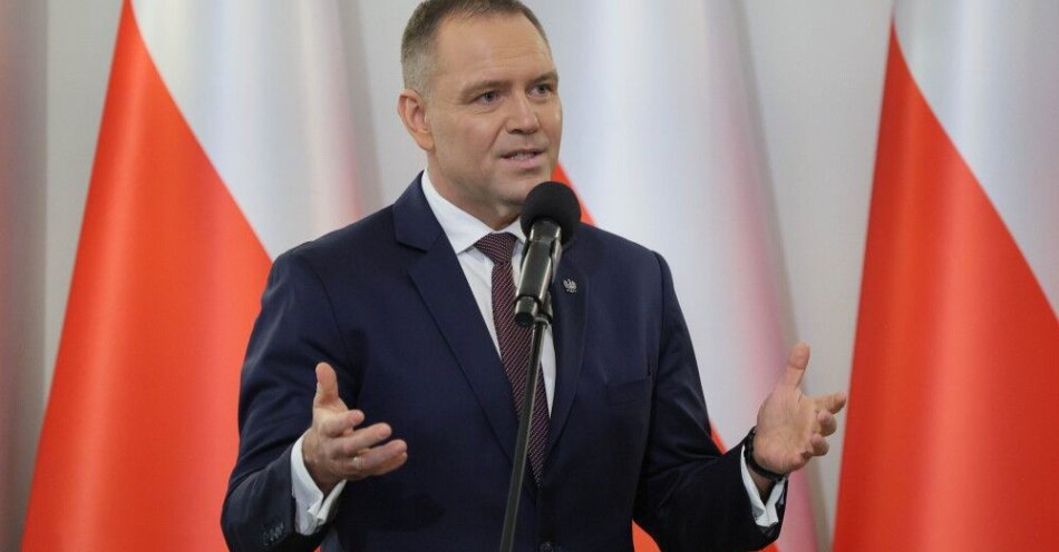 zdjęcie: W niedzielę prezydent Nawrocki wraz z małżonką złożą roboczą wizytę na Litwie / Warszawa, 07.01.2026. Prezydent RP Karol Nawrocki przemawia podczas uroczystości w Pałacu Prezydenckim w Warszawie, 7 bm. Ponad 140 pracowników nauki i sztuki odebrało z rąk prezydenta nominacje profesorskie. (sko) PAP/Paweł Supernak