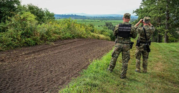 W poniedziałek trzy osoby próbowały dostać się nielegalnie z Białorusi do Polski