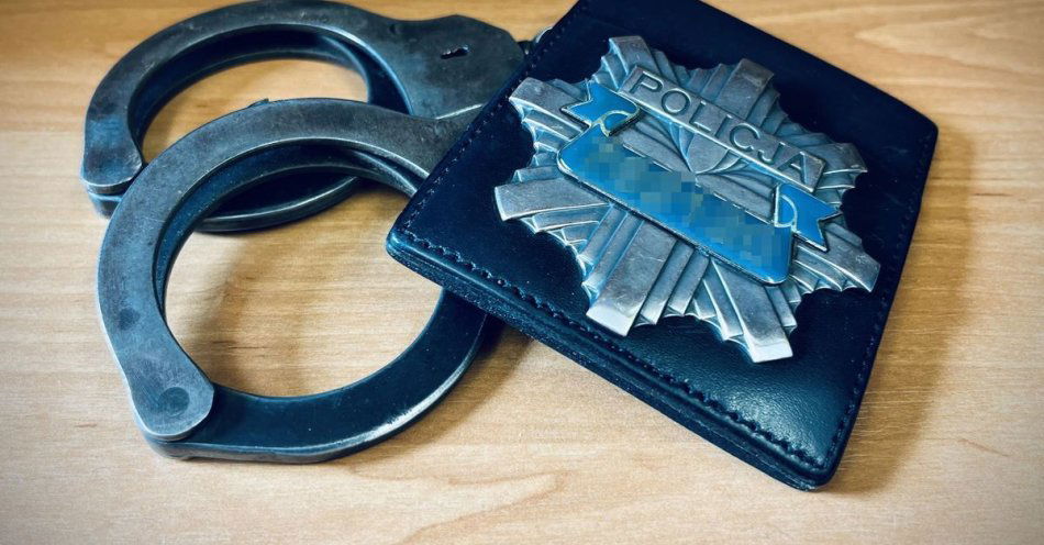 zdjęcie: Policjant na wolnym zatrzymał poszukiwanego w Puławach / fot. KPP Puławy