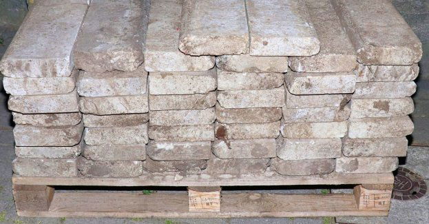 Odpowie za kradzież betonowych elementów