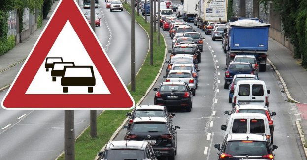 Zator drogowy na Obwodnicy Trójmiasta w stronę Łodzi