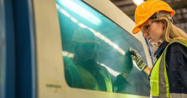 Pracownicy PKP będą kształcić uczniów technikum na kolejarzy