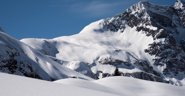 Śnieg, deszcz, w górach silny wiatr