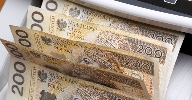 Straciła prawie 190 tys. zł, bo uwierzyła rzekomemu pracownikowi banku