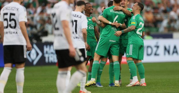Ekstraklasa piłkarska - wysoka porażka Legii, ciekawie w czołówce
