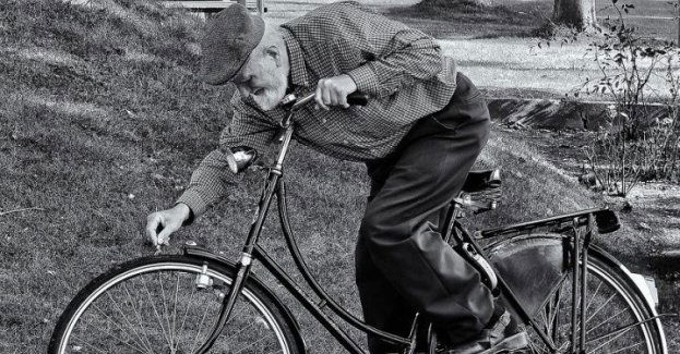 W szpitalu zmarł 80-letni rowerzysta potrącony na pasach przy ul. 3 Maja