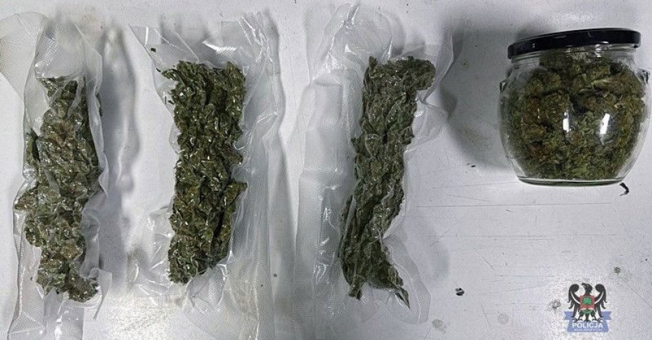 zdjęcie: Zabezpieczono duże ilości narkotyków w Wałbrzychu i Szczawnie-Zdroju / fot. KMP w Wałbrzychu