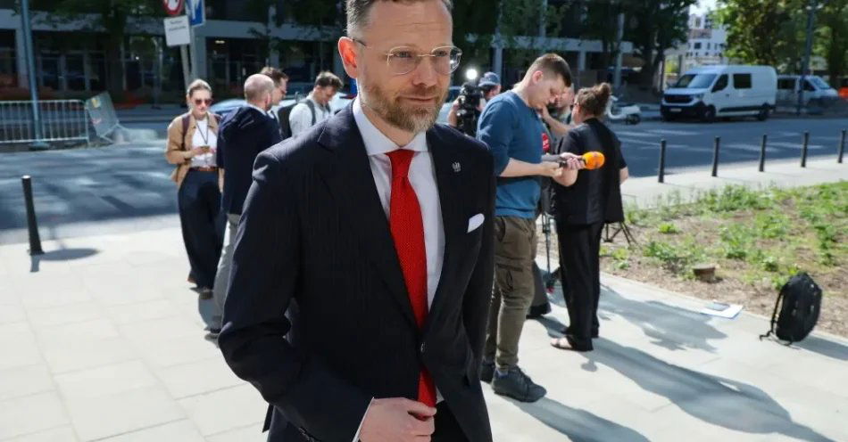 zdjęcie: Szef KPRP o tzw. lex szarlatan: dawno nie było ustawy powodującej taką aktywność różnych środowisk / Warszawa, 22.05.2026. Szef KPRP Zbigniew Bogucki przed Prokuraturą Krajową w Warszawie, 22 bm. Zbigniew Bogucki został wezwany w charakterze świadka ws. nieodebrania przez prezydenta RP ślubowań od czterech sędziów Trybunału Konstytucyjnego. (ad) PAP/Zbigniew Bogucki