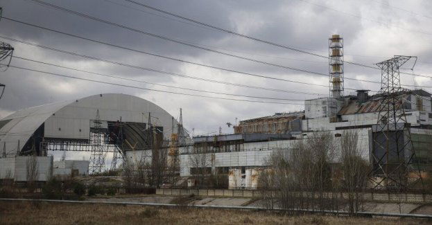 Sarkofag reaktora nr 4 w Czarnobylu uszkodzony przez dron; skażenia na zewnątrz nie ma