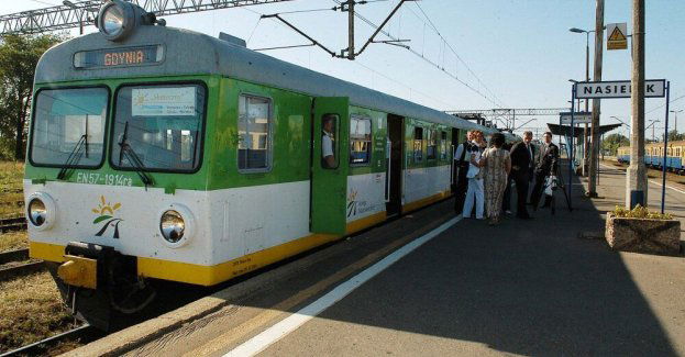 Pierwszy raz w tym sezonie pociągi „Słoneczne” zawiozły turystów nad morze